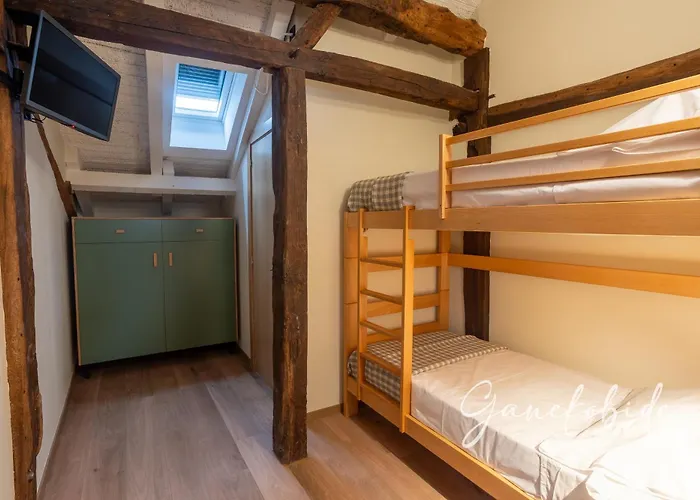 شاليه Ganekobide