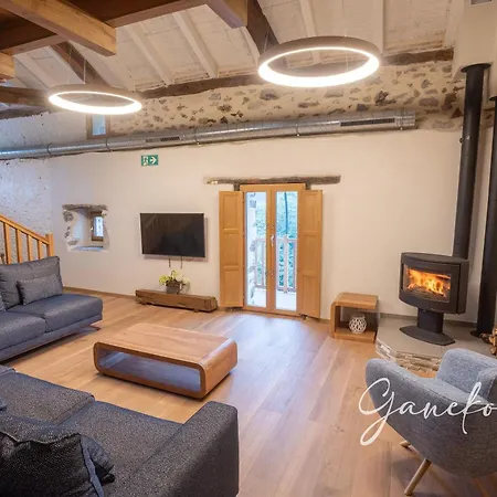 Ganekobide Chalet Llodio